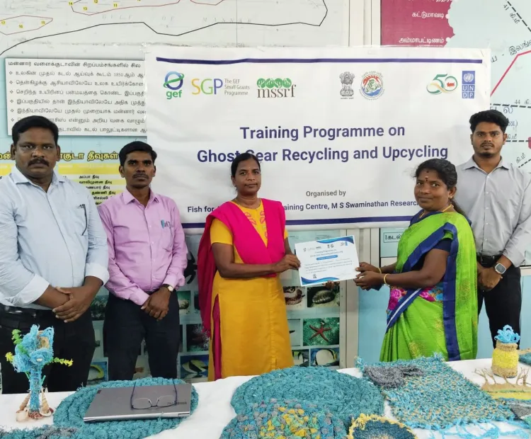 Combat marine pollution in the Gulf of Mannar region
