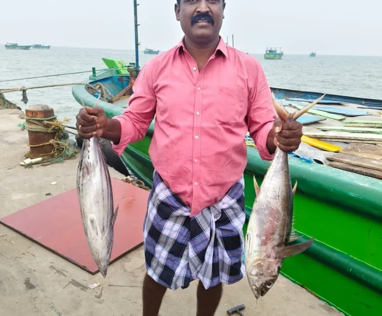 “Fishing Smarter: How Traditional Wisdom and FFMA Transformed One Fisherman’s Fortune”